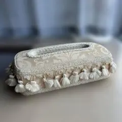 AUSTIN HORNタッセル付きティッシュボックス