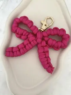 ハンドメイド　パラコード　キーホルダー　キーリング　キーチャーム　リボン