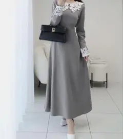 mily biletパール使いレースカラーニットワンピース グレー