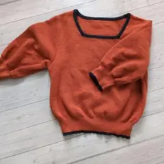 オレンジ スクエアネック 五分袖ニット