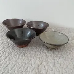 【在庫売り切り　おまとめ販売】　ご飯茶碗　陶器　お茶碗　４点セット
