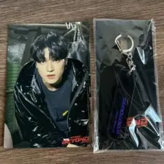 ATEEZ ウヨン　ROCKY キーホルダー　ポップアップ　C賞 ポストカード