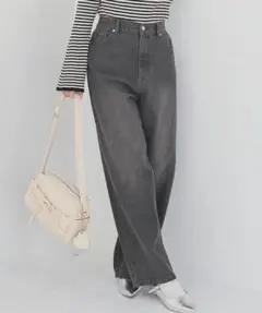 ストレートパンツ（股下６０ｃｍ）　LL