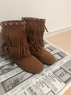 ミネトンカ風フリンジブーツローヒールのサムネイル