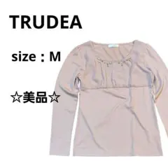 【美品】TRUDEA　トルディア　ブラウス　長袖　ピンクベージュ　M　ブランドのサムネイル