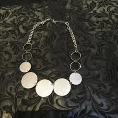 シルバー　円形ペンダントネックレス