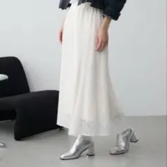 定価5,990円 AZUL BY MOUSSY レースフレアスカート ホワイトMのサムネイル