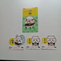 ちいかわラーメン豚　ノベルティ　ステッカー 　クリアカード