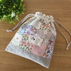 □046.ハンドメイド　パッチワーク　きんちゃく袋