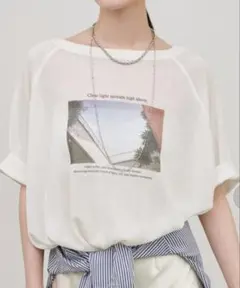 LARUTAフォトロゴニットTEE