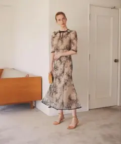 Leja半袖花柄刺繍レースフロントバックリボンパフスリーブマーメイドフレアドレス