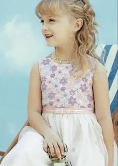 Item thumbnail for item 4216c8b6-f597-42bf-b8f4-a76dda10e6d7