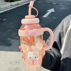 ハローキティ♡　ピンク水筒
