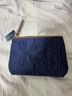 エスティ ローダー　ノベルティ　ポーチ