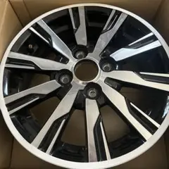 1本 日産 ノート オーラ E13 17 6.5j +40 純正 アルミホイール - メルカリ