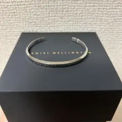 DANIEL WELLINGTON バングル　シルバーのサムネイル