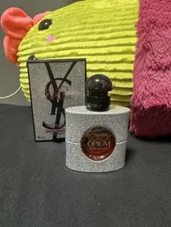 YSL ブラックオピウム 香水 ギフトボックス付き30ml