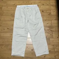 ツータック チノパン