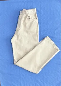 ベージュ チノパン ボタン付き