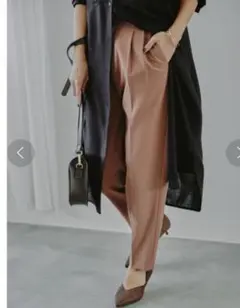 green label relaxing タック テーパード パンツ38ブラウン