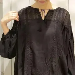 美品 BEAMS BOY ビームスボーイ トレピエ レース切替ブラウス ブラウンのサムネイル