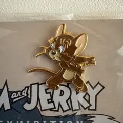 ジェリーのピンバッジ　トムとジェリー