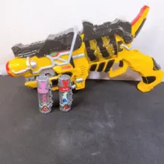 ガブリボルバー キャラクター玩具