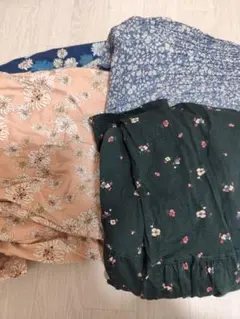子供服　花柄ワンピース等まとめ売り4点セット