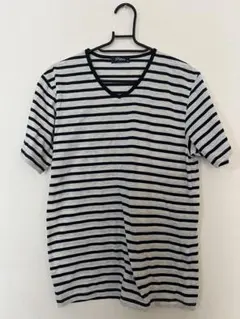 Navy ボーダー柄 Vネック 半袖Tシャツ Mサイズのサムネイル