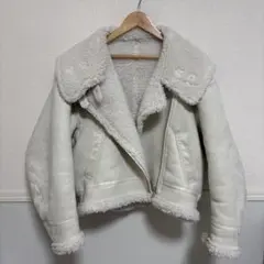 マーキュリードュオ　ホワイト ムートン　ショート丈　ショート丈コート