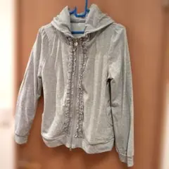 &LOVE グレー フリル付きフード パーカー