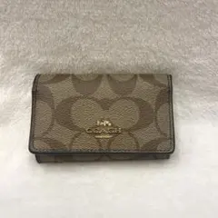 COACH キーケース シグネチャー ブラウン - メルカリ
