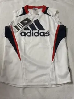 スポーツウエアインナーシャツノースリーブ130サイズ アディダス新品未使用
