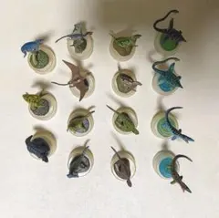 恐竜と魚竜と翼竜のフィギュアセット