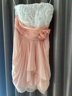 フラワーモチーフ付きストラップレスドレス