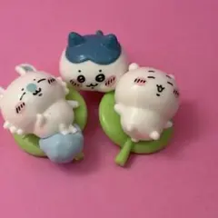 ちいかわ　おふろぷかりん　3個　ハチワレ モモンガ　バスボム　フィギュア