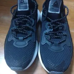 値下げ中Reebokリーボック ランニングシューズ ソールフューリー エクリプス