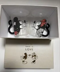 Disneyペアマグ ALL WE HAVE IS LOVE ディズニー コップ