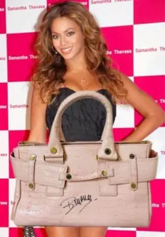 本物★鑑定書付き★ビヨンセ 直筆サイン！！！激レア Beyoncé 本物☆鑑定書付き☆ビヨンセ 直筆サイン！！！激レア Beyoncé