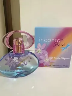 サルヴァトーレ フェラガモ インカントシャイン 30ml