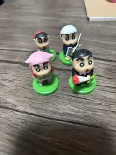 クレヨンしんちゃん ミニフィギュア 4体セット