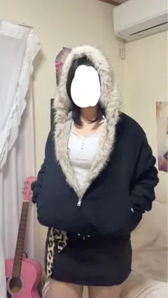 フード付きブルゾン