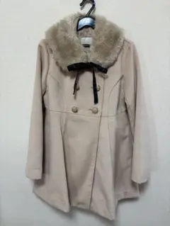 オリーブデオリーブ　ベージュファー付きロングコート