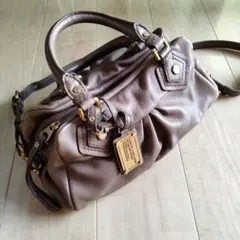 Item thumbnail for item 05acfcfd-444f-4097-95f7-6eb18ce769b2