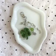 クローバー チャーム