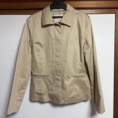 【Think】ステンカラージャケット ベージュ 比翼 ジップポケット 上品のサムネイル