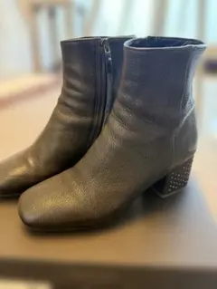 美品イタリア製本革ショートブーツ