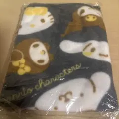 サンリオキャラクター柄フリースブランケット