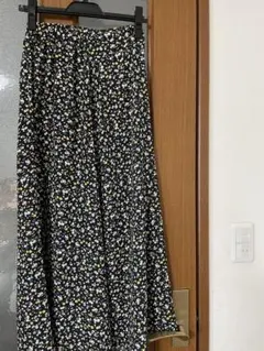 AZUL 花柄ロングスカート Sサイズ