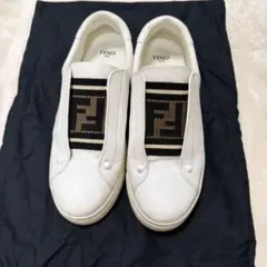 FENDI ホワイト スリッポンスニーカーのサムネイル